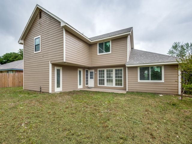 224 Iberis Drive, Arlington, TX 76018