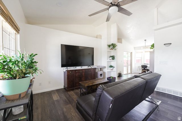 18 E 580 N, Santaquin, UT 84655