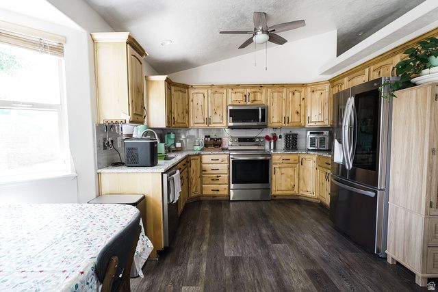 18 E 580 N, Santaquin, UT 84655