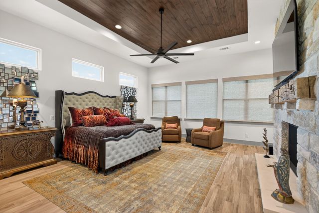 1011 Moss Downs, Granite Shoals, TX 78654