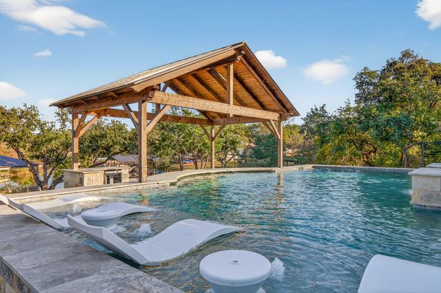 1011 Moss Downs, Granite Shoals, TX 78654