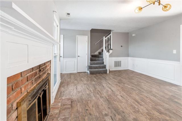 1503 Crossgate Drive, Lawrence, KS 66047