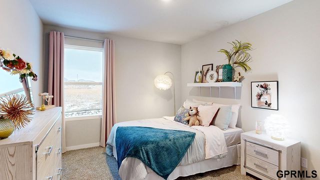 17019 Craig Street, Bennington, NE 68007