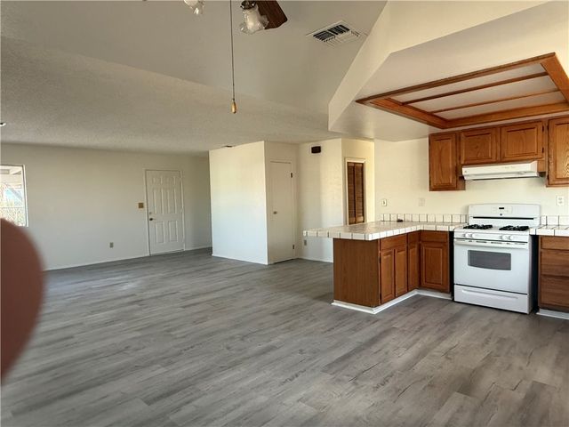 1676 Dean Drive, Bullhead City, AZ 86442