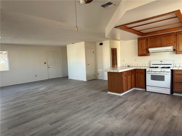 1676 Dean Drive, Bullhead City, AZ 86442