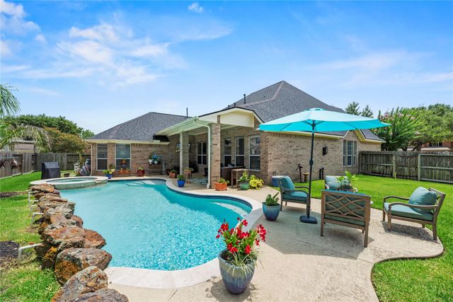 15814 Applerock Trail, Cypress, TX 77433