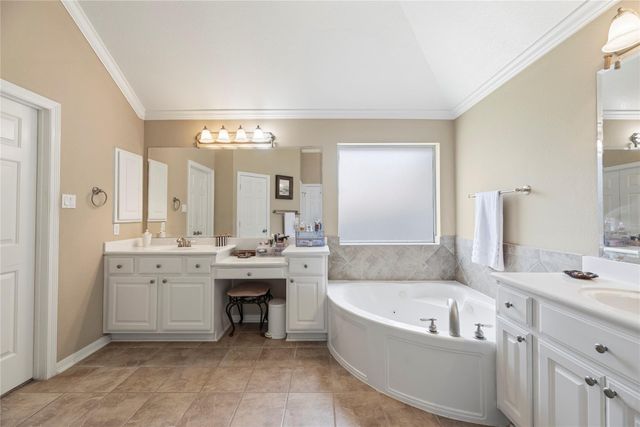 15814 Applerock Trail, Cypress, TX 77433