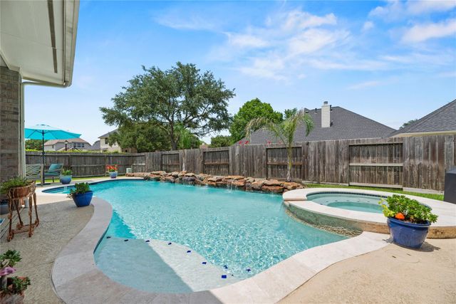15814 Applerock Trail, Cypress, TX 77433