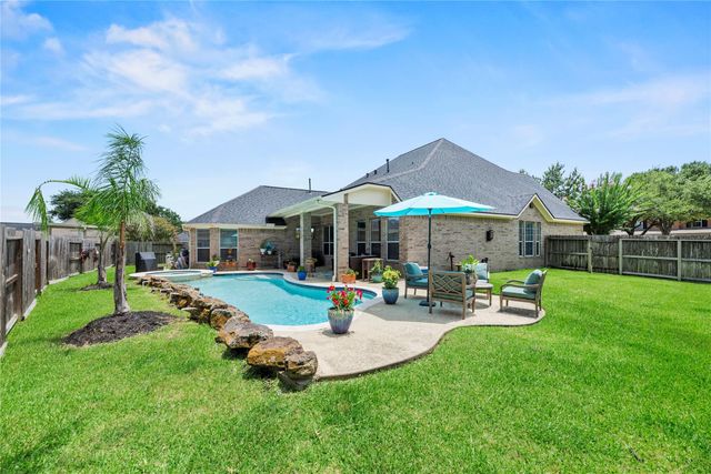 15814 Applerock Trail, Cypress, TX 77433