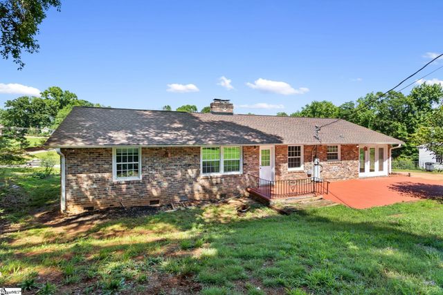 2821 Poinsett Highway, Greenville, SC 29609