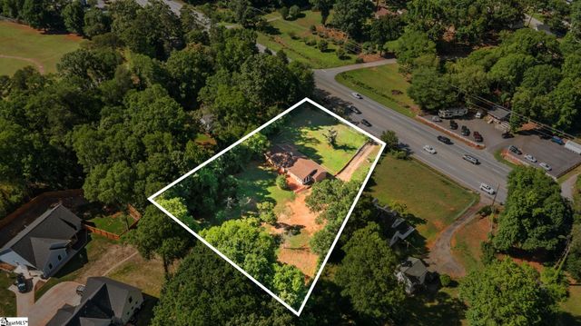 2821 Poinsett Highway, Greenville, SC 29609