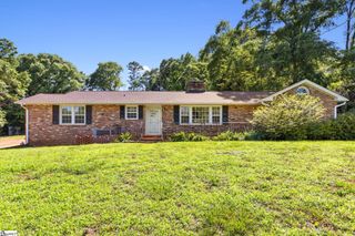 2821 Poinsett Highway, Greenville, SC 29609