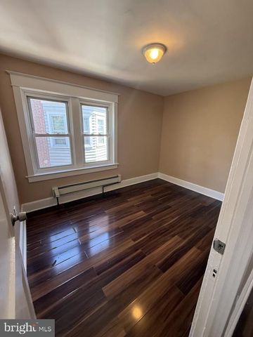 550 CENTENNIAL AVE, Trenton, NJ 08629