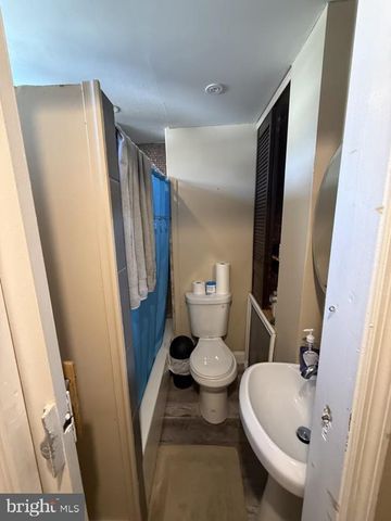 550 CENTENNIAL AVE, Trenton, NJ 08629