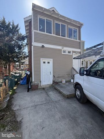 550 CENTENNIAL AVE, Trenton, NJ 08629