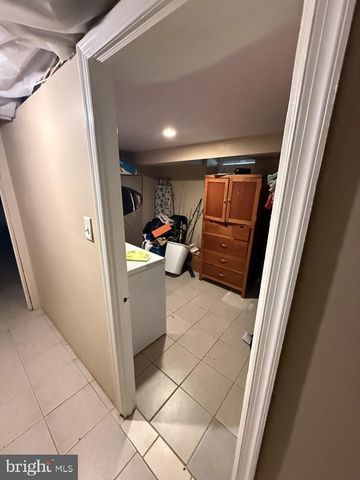 550 CENTENNIAL AVE, Trenton, NJ 08629