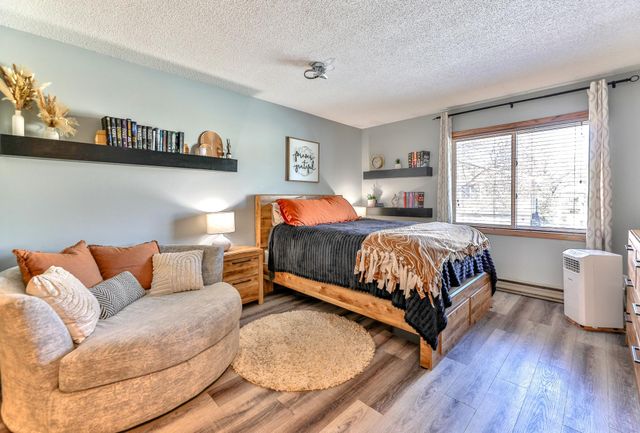 46 Fremont Drive S, Fargo, ND 58103