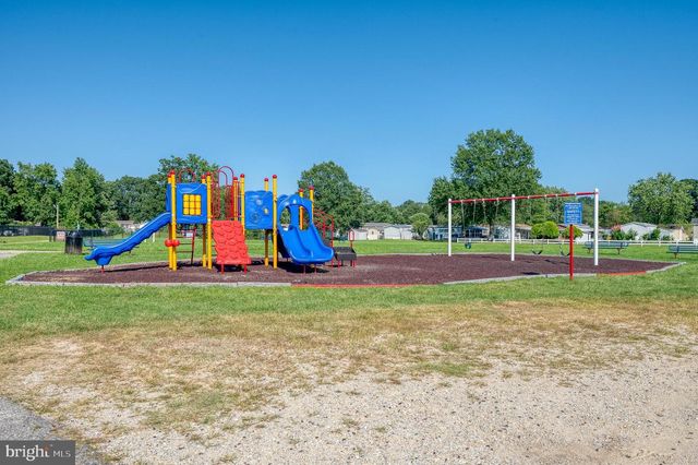 3617 DAHLIA LN, Middle River, MD 21220