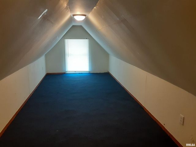 1214 W HOWETT Street, Peoria, IL 61605