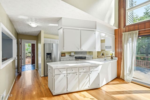 1333 Dupont Drive, Kingsport, TN 37664