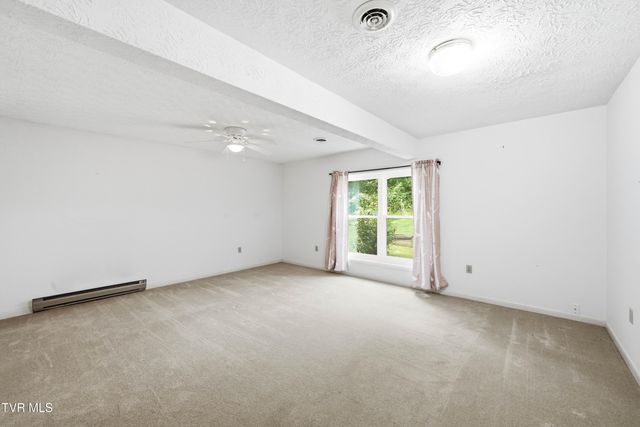1333 Dupont Drive, Kingsport, TN 37664