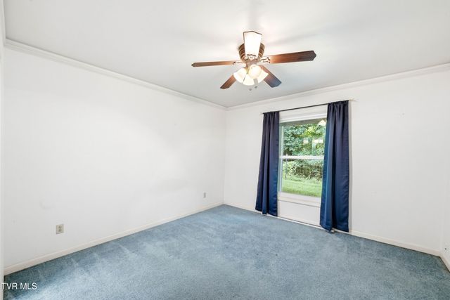 1333 Dupont Drive, Kingsport, TN 37664