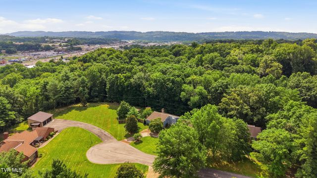 1333 Dupont Drive, Kingsport, TN 37664
