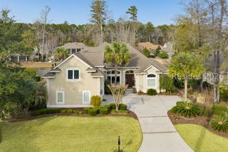 16 Catamaran Ln, Bluffton, SC 29909