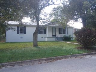 211 Locust St, Alexandria, TN 37012