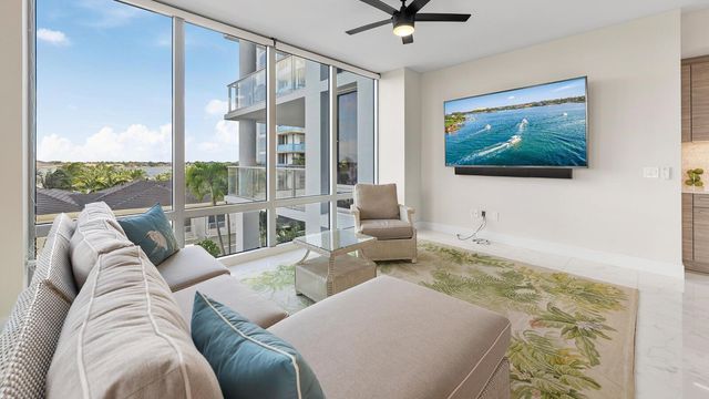 1 Water Club Way 402, North Palm Beach, FL 33408