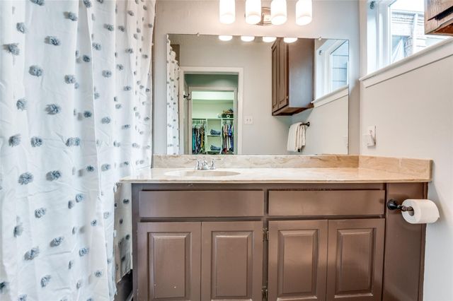 4006 Holland Avenue C, Dallas, TX 75219