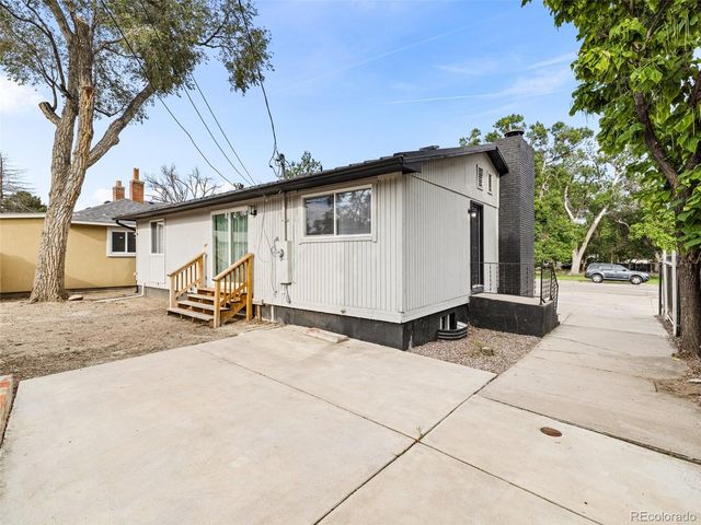 2409 N Elizabeth Street, Pueblo, CO 81003