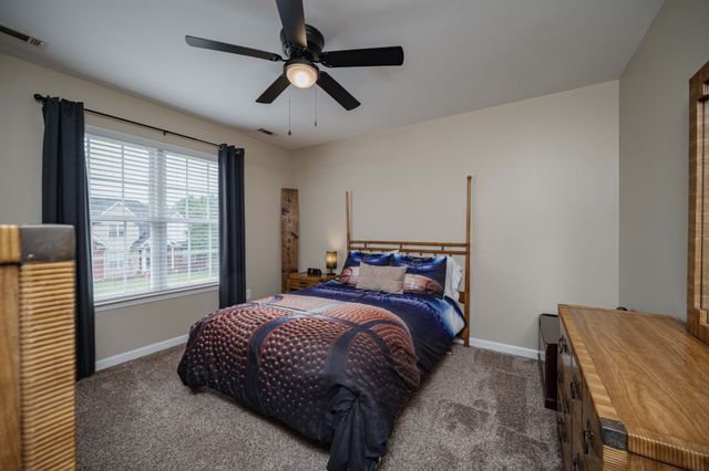 410 Foundry Cir, Murfreesboro, TN 37128