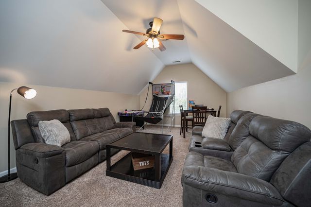 410 Foundry Cir, Murfreesboro, TN 37128