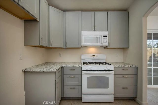 6185 Chia Avenue, 29 Palms, CA 92277