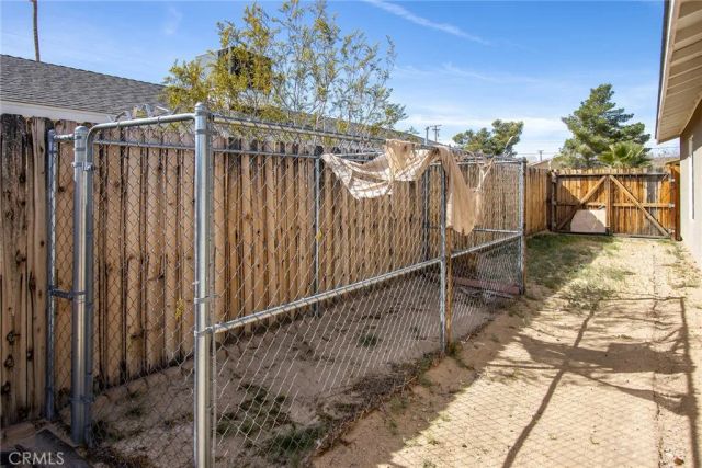 6185 Chia Avenue, 29 Palms, CA 92277