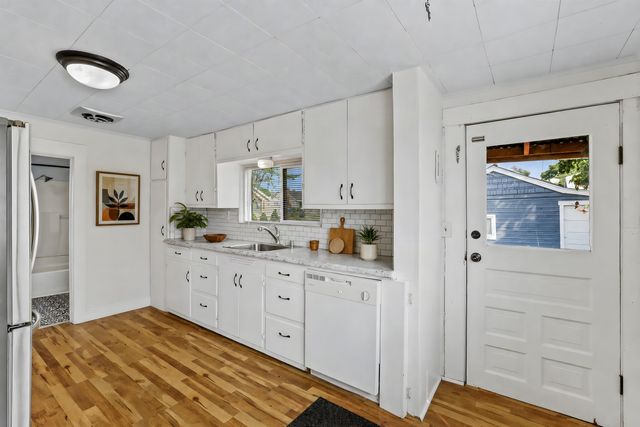 1003 E Rich Ave, Spokane, WA 99207