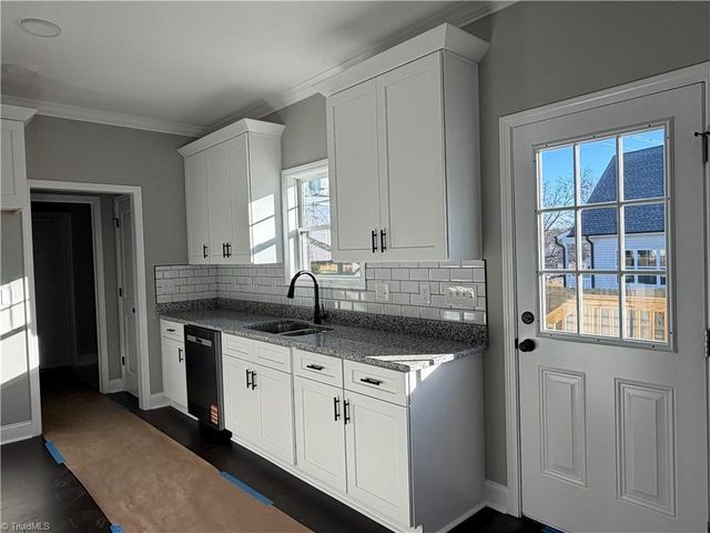 100 Snead Road, Winston-salem, NC 27103