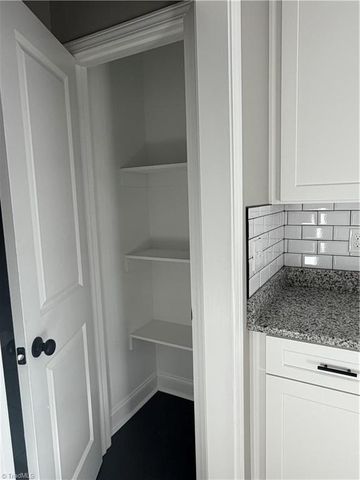 100 Snead Road, Winston-salem, NC 27103