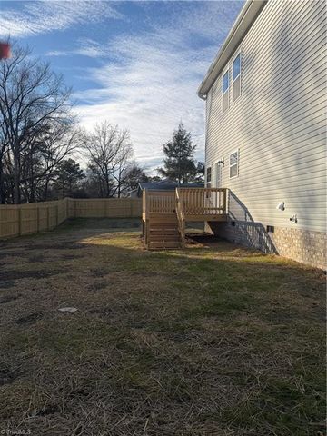 100 Snead Road, Winston-salem, NC 27103