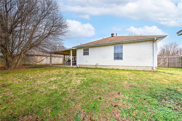 122 S Bailey Street, Lowell, AR 72745