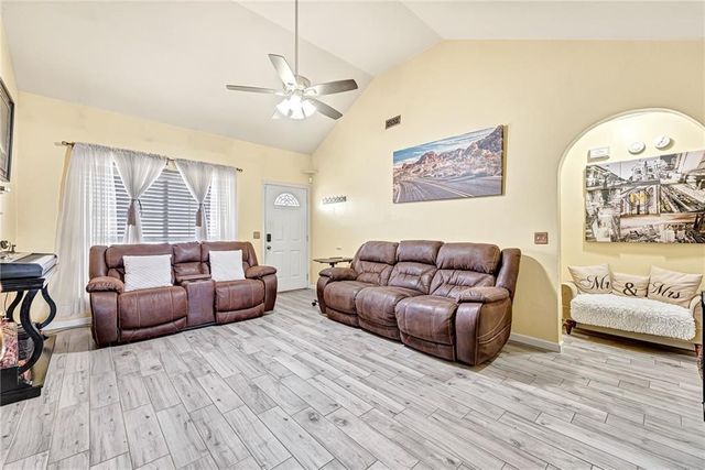 122 S Bailey Street, Lowell, AR 72745