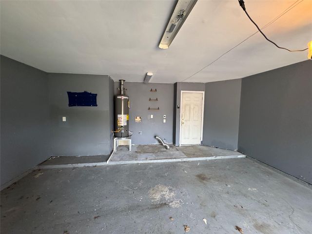 4514 Beechcraft Street, Seabrook, TX 77586
