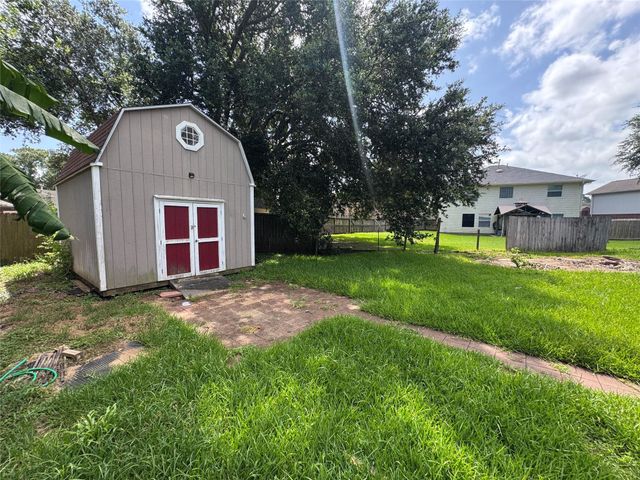 4514 Beechcraft Street, Seabrook, TX 77586