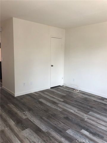 17011 Sims Lane 4, Huntington Beach, CA 92649