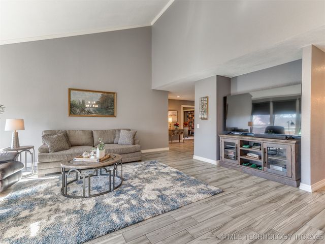 3314 E 68th Street 11, Tulsa, OK 74136