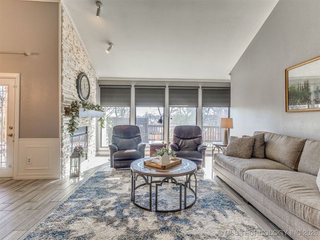 3314 E 68th Street 11, Tulsa, OK 74136