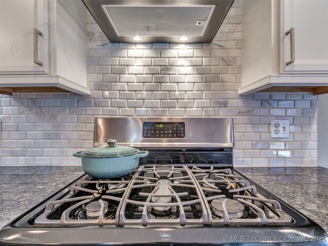 3314 E 68th Street 11, Tulsa, OK 74136