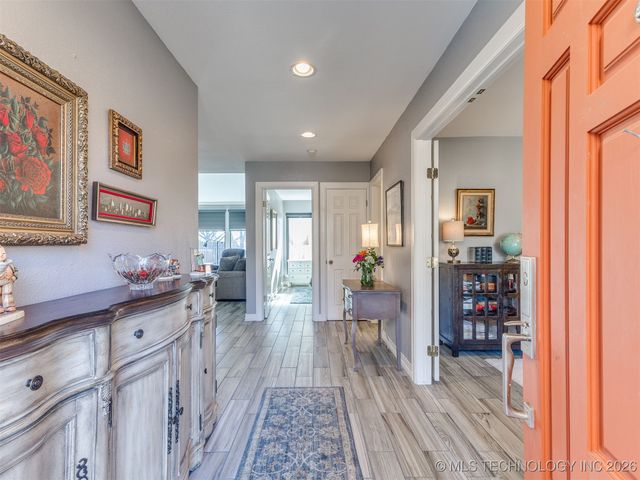 3314 E 68th Street 11, Tulsa, OK 74136