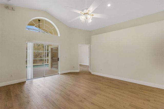 102 CANARY ISLAND CIRCLE, Davenport, FL 33837